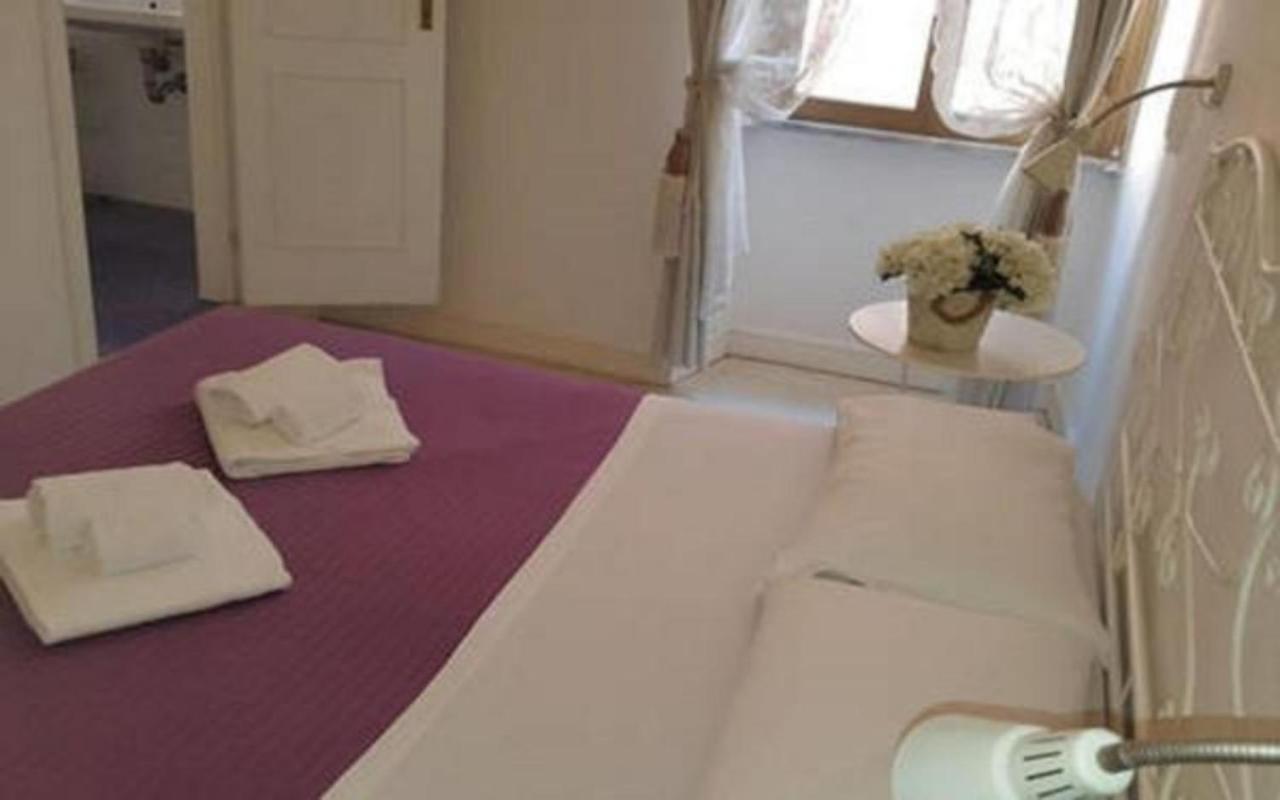 65m² 2 slaapkamer, 1 privé badkamer Appartement in Vaticaan Rome Buitenkant foto